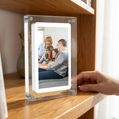 Digital Photo Frame with WiFi Connectivity